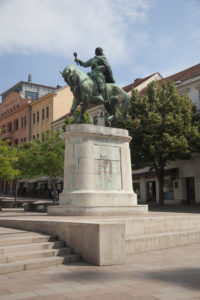 Ivan Hunyadi na trgu Szechenyi